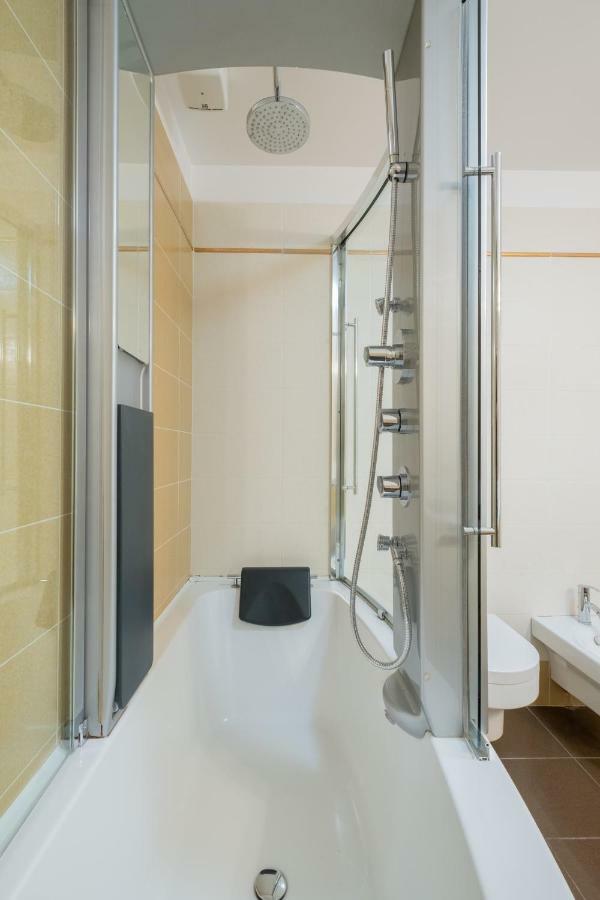 Petroni 38 By Studio Vita Boloňa Exteriér fotografie